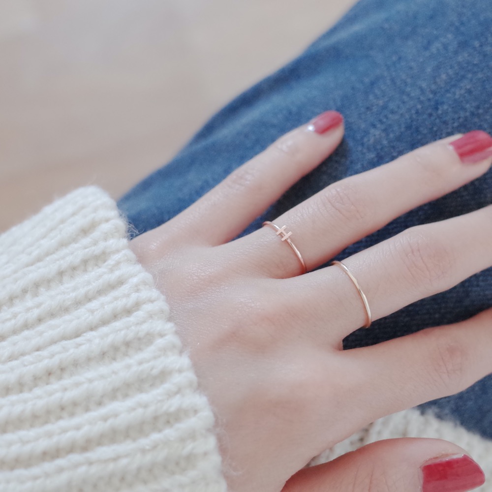 Minimal initials ring / Made by the-aube